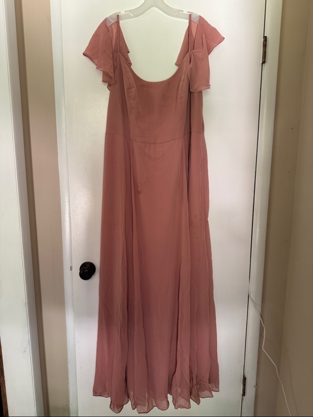 Romantic Mauve Maxi Dress with Flutter Sleeves